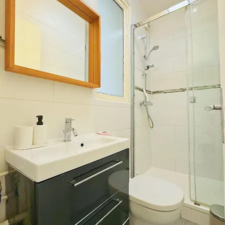 2 Minutes Metro Pasteur 15th Cosy Free Parking